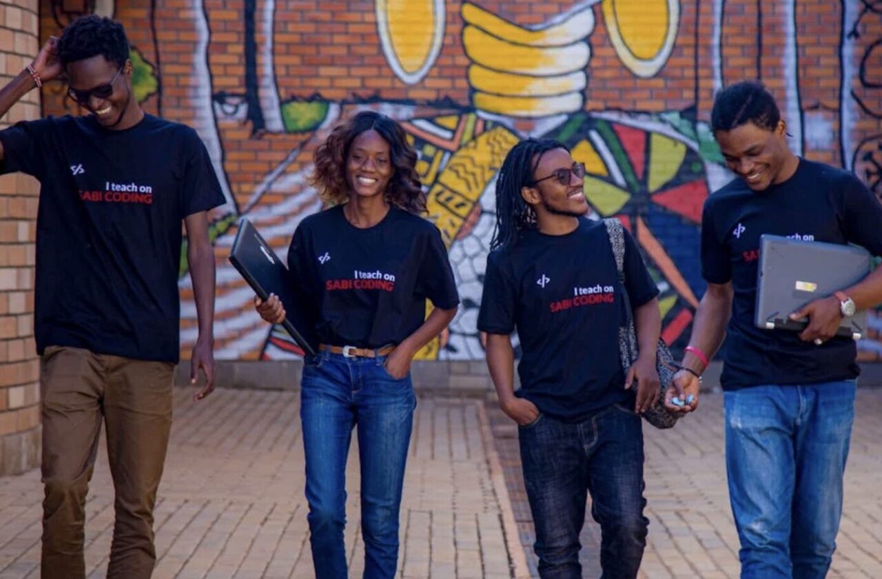 Bagaimana Desain PR & Fotografi Membangun Kepercayaan Merek